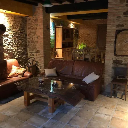 Casa Rural La Moraquintana Santibanez el Bajo